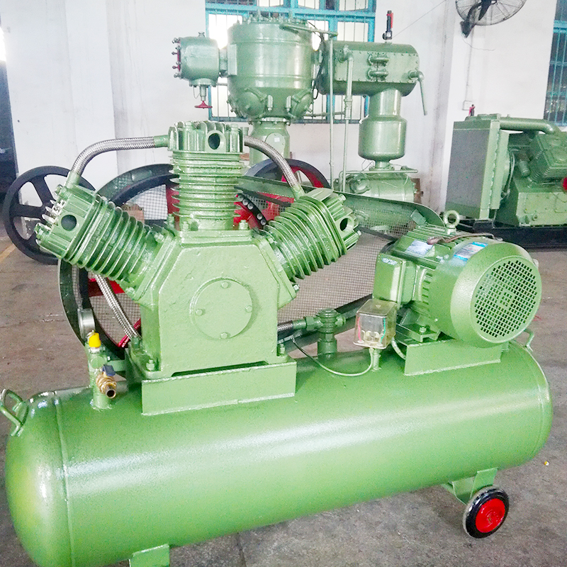 全无油空压机W系列（0.9~1.8立方米/分钟）